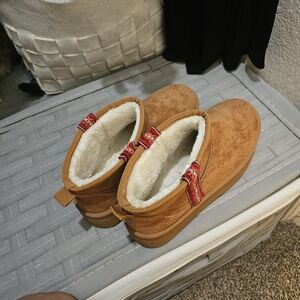 Cozy Tan Women's Combat Boots